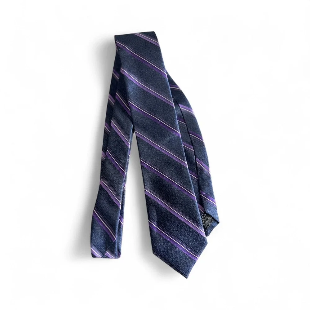 Pronto Uomo Platinum Purple Navy Striped 100% Silk Tie Mens Techno Care MSRP $60